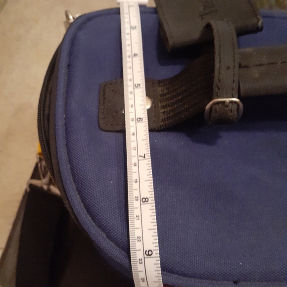 Travel Gear Makeup Case - Picture 7 of 8